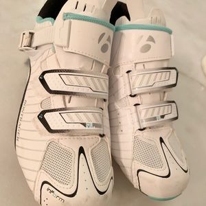 Woman’s Cycling Shoes 7.5/39